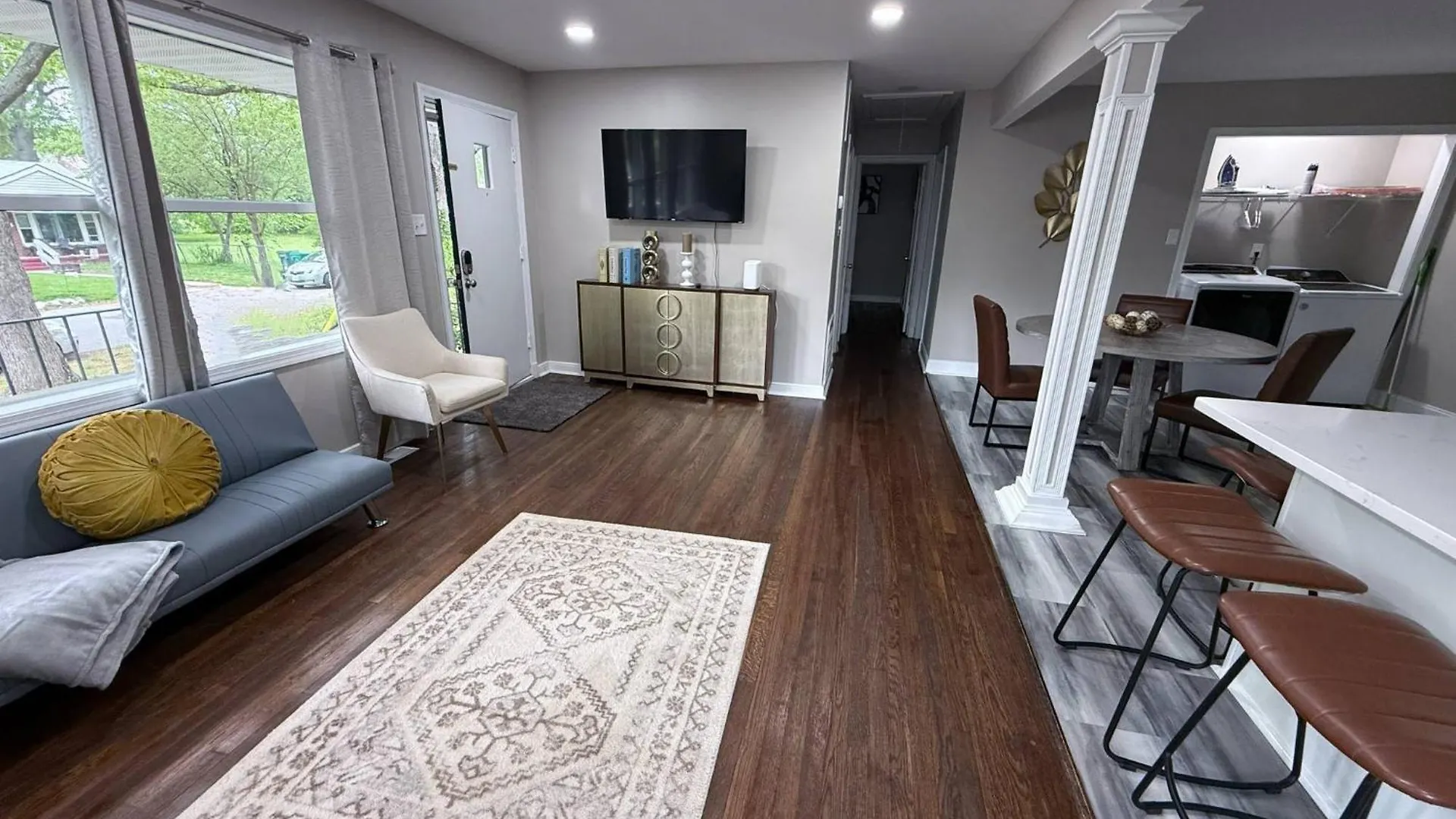 Sleek And Luxe Escape A Haven For Your Staycation! Richmond 0*,  United States