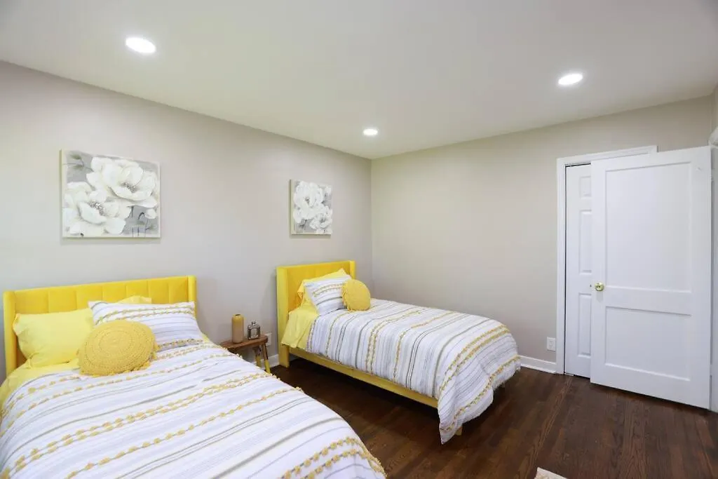 Holiday home Sleek And Luxe Escape A Haven For Your Staycation! Richmond United States