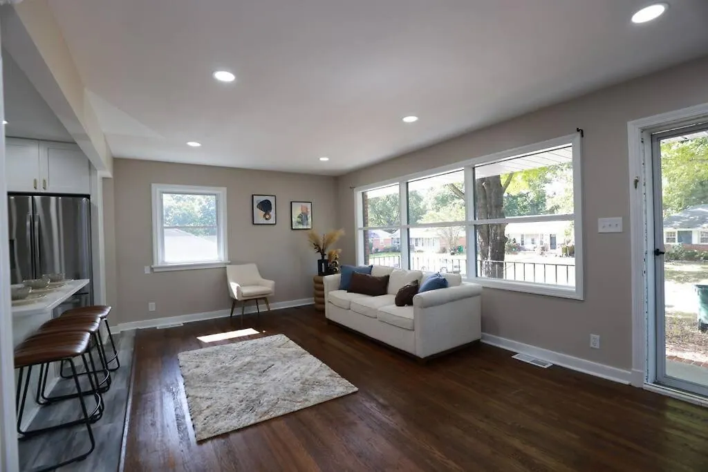 Sleek And Luxe Escape A Haven For Your Staycation! Richmond 0*,