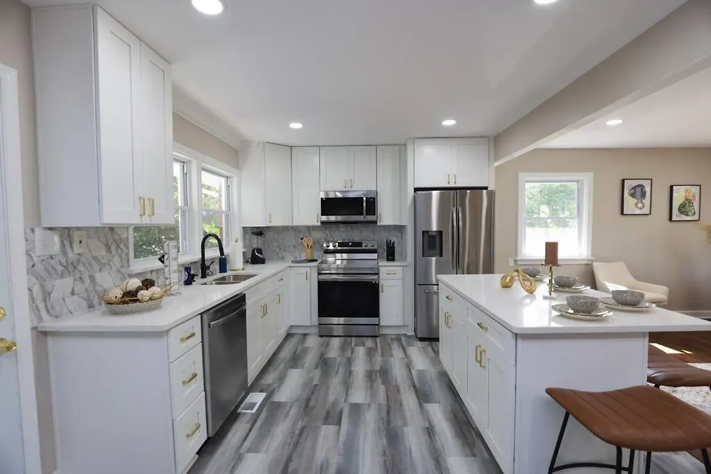 Sleek And Luxe Escape A Haven For Your Staycation! Richmond 0*,
