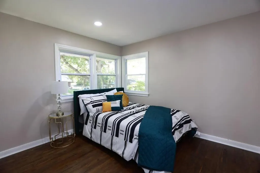 Holiday home Sleek And Luxe Escape A Haven For Your Staycation! Richmond United States