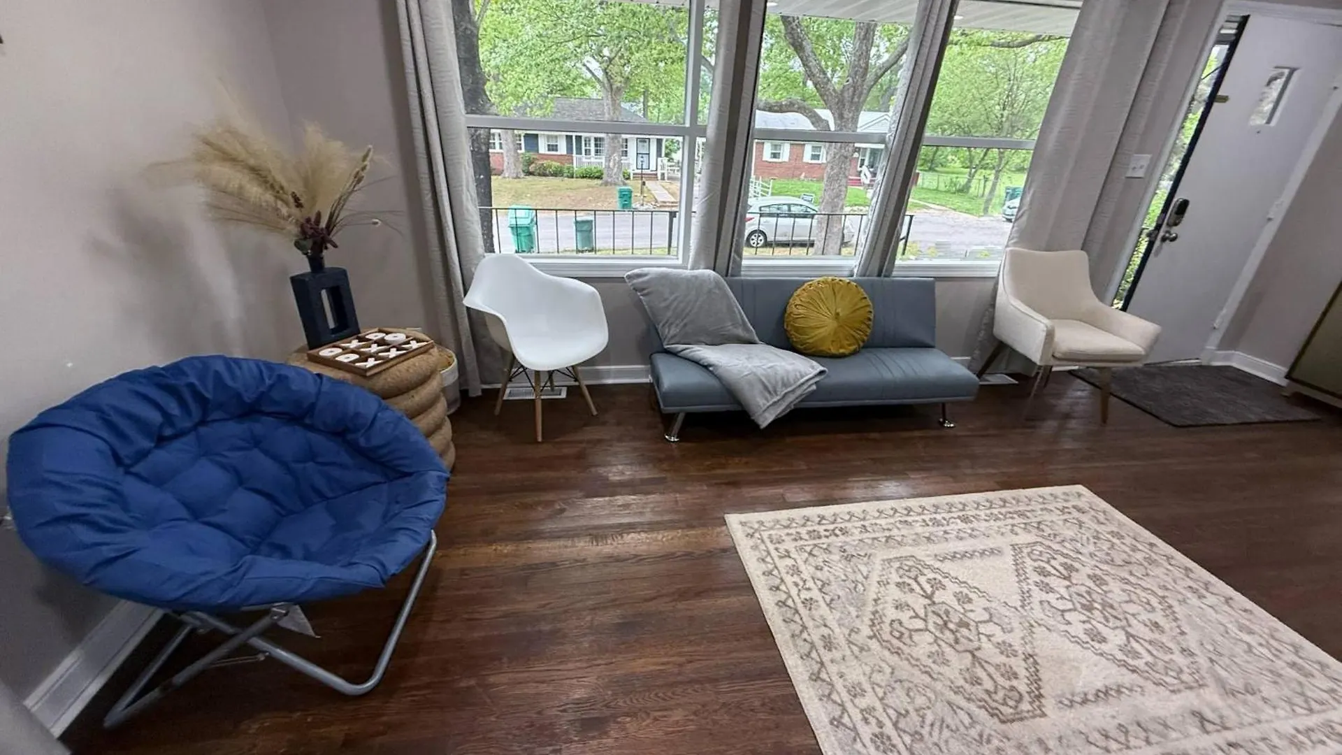 Sleek And Luxe Escape A Haven For Your Staycation! Richmond United States